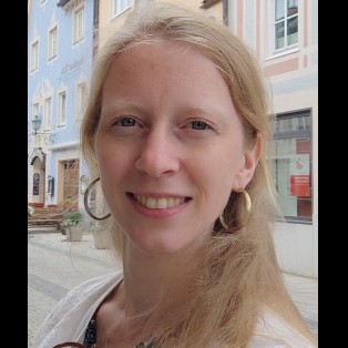 Angela Krijnen